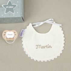 Baby Bib Beige personalized box